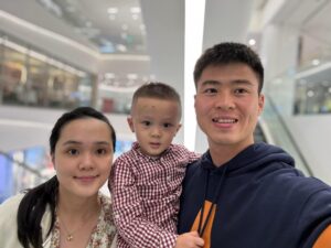 Sự ủng hộ từ bạn bè và người hâm mộ